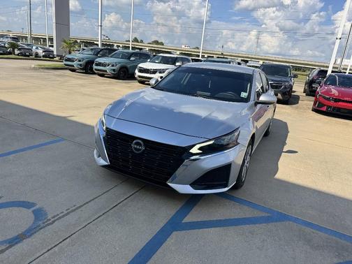 2023 Nissan Altima 2.5 S