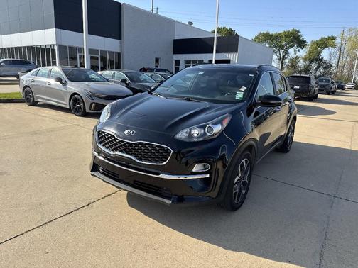 2022 Kia Sportage EX