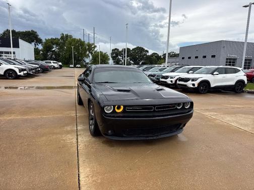 Pitch Black Clearcoat 2015 Dodge Challenger R/T
