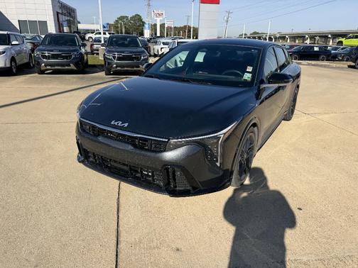 2025 Kia K4 GT-Line Turbo