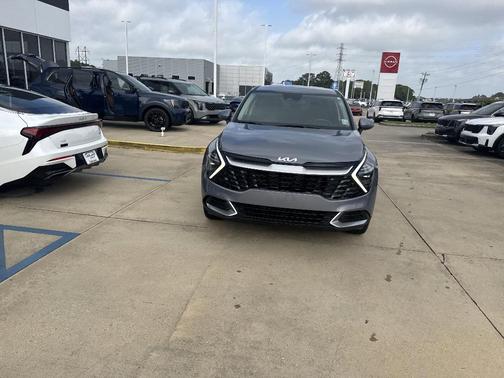 2024 Kia Sportage EX