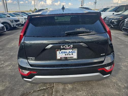 2025 Kia Niro EX