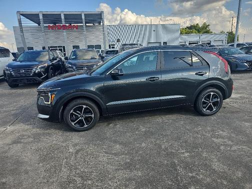 2025 Kia Niro EX