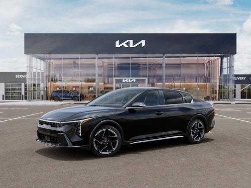 Aurora Black Pearl 2026 Kia K4 GT-LINE