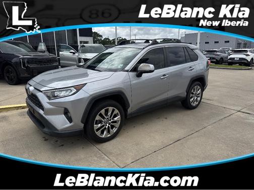 Silver Sky Metallic 2019 Toyota RAV4 XLE Premium