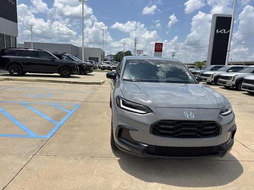 Urban Gray Pearl 2026 Honda HR-V Sport