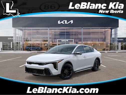 Snow White Pearl 2026 Kia K4 GT-LINE