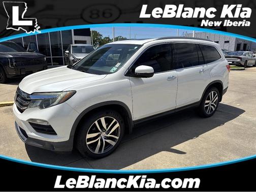 White Diamond Pearl 2017 Honda Pilot Elite