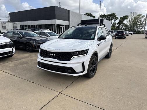 Glacial White Pearl 2023 Kia Sorento SX