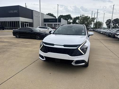 Glacial White Pearl 2024 Kia Sportage SX-Prestige