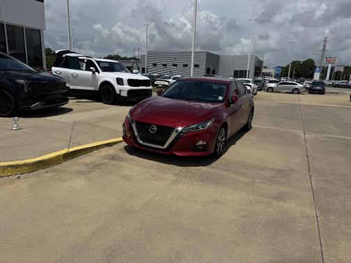 2022 Nissan Altima 2.5 SL