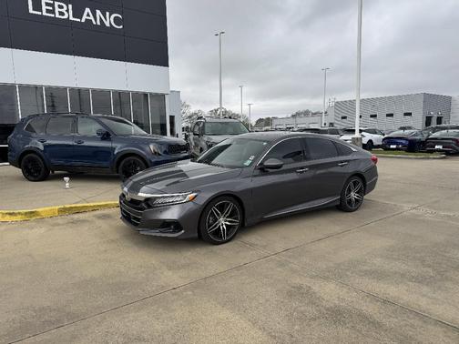 2022 Honda Accord Touring 2.0T