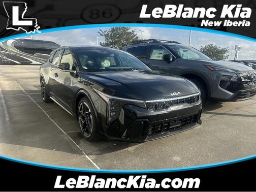 Aurora Black Pearl 2026 Kia K4 GT-LINE