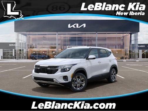 Snow White Pearl 2026 Kia Seltos LX