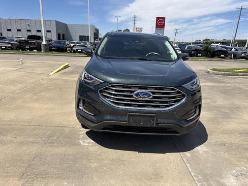 Sea Green 2019 Ford Edge SEL