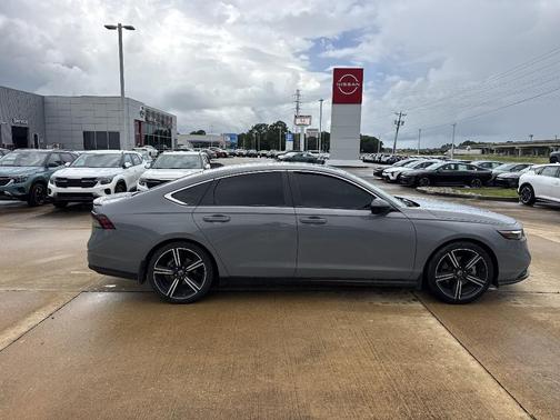 Urban Gray Pearl 2024 Honda Accord Hybrid Sport