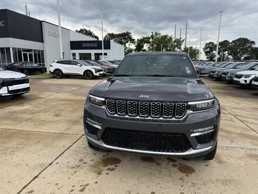 Metallic 2025 Jeep Grand Cherokee Summit