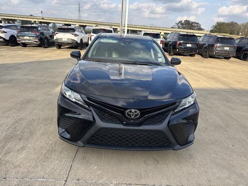 2020 Toyota Camry SE Nightshade