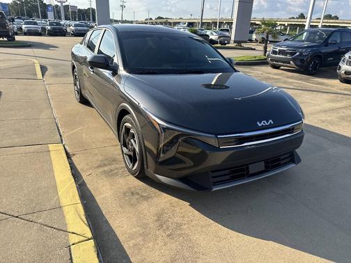 2025 Kia K4 EX