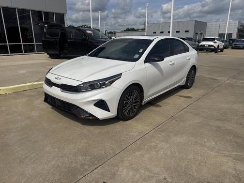 Snow White Pearl 2024 Kia Forte GT-Line