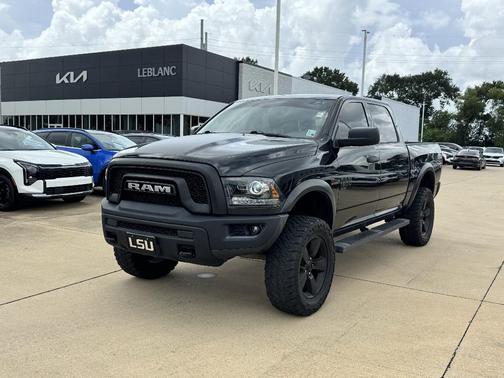 Diamond Black 2020 RAM 1500 Classic SLT