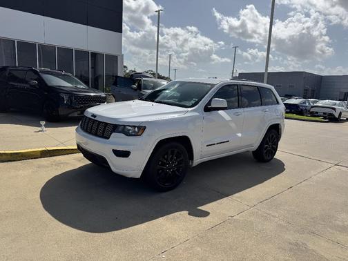 2018 Jeep Grand Cherokee Altitude