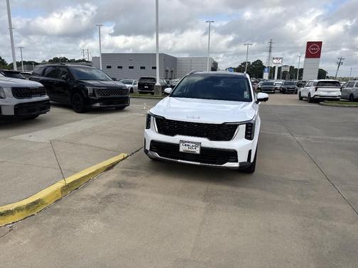 2025 Kia Sorento SX