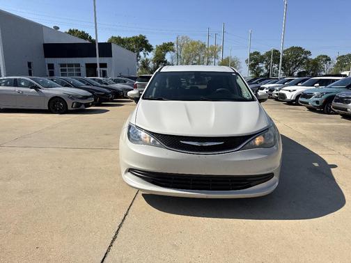 2017 Chrysler Pacifica Touring