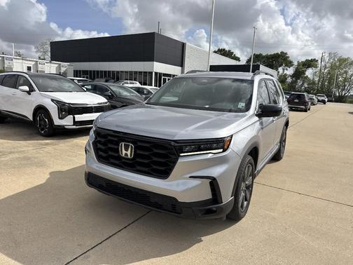 2023 Honda Pilot Sport