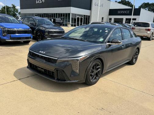Gray 2025 Kia K4 GT-Line Turbo