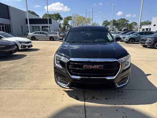 Ebony Twilight Metallic 2024 GMC Terrain SLE