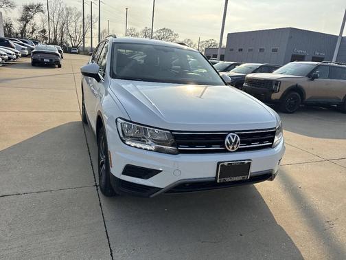 2018 Volkswagen Tiguan 2.0T SE