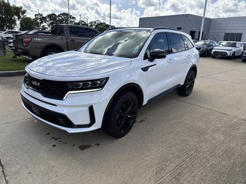 2023 Kia Sorento SX