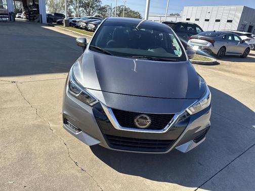 2021 Nissan Versa 1.6 SV