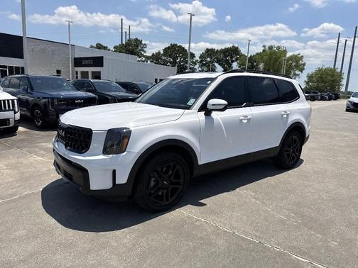 Glacial White Pearl 2024 Kia Telluride EX X-Line
