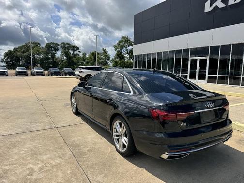 Mythos Black Metallic 2023 Audi A4 45 S line Premium Plus