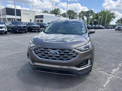 Stone Gray Metallic 2019 Ford Edge SEL
