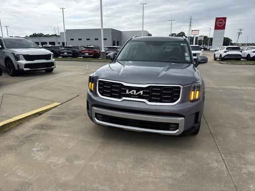 Everlasting Silver 2024 Kia Telluride SX