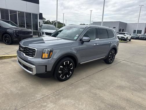 Everlasting Silver 2024 Kia Telluride SX