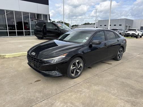 Phantom Black 2023 Hyundai ELANTRA SEL
