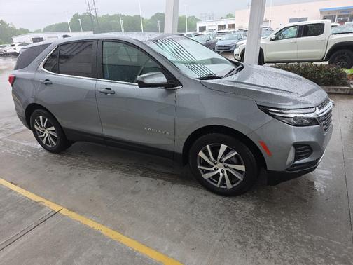 Sterling Gray Metallic 2024 Chevrolet Equinox LT
