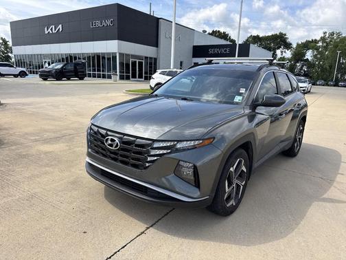 Amazon Gray 2022 Hyundai TUCSON SEL