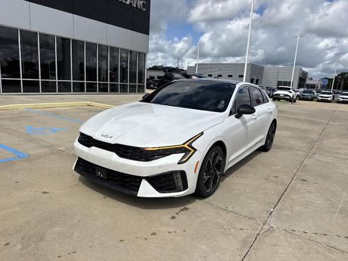 Snow White Pearl 2025 Kia K5 GT-Line