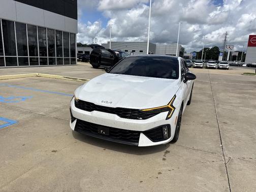 Snow White Pearl 2025 Kia K5 GT-Line