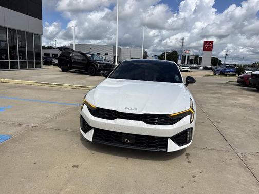 Snow White Pearl 2025 Kia K5 GT-Line