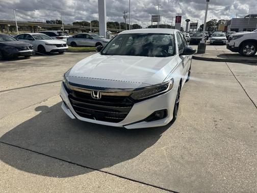 2022 Honda Accord Sport SE
