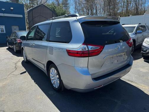 Silver Sky Metallic 2015 Toyota Sienna XLE Premium