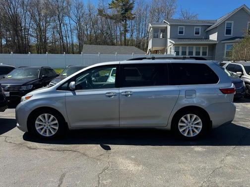 Silver Sky Metallic 2015 Toyota Sienna XLE Premium
