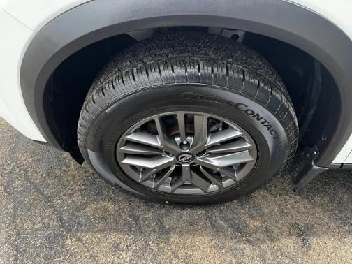 White 2023 Nissan Rogue S