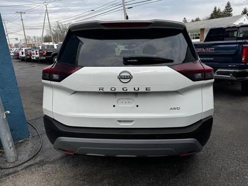 White 2023 Nissan Rogue S